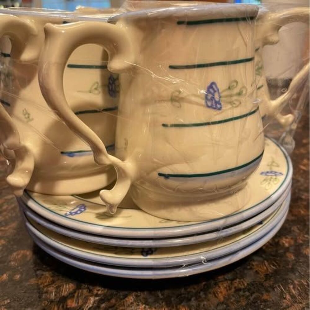 Set Of 4 Princess House Inc
Coffee Cups and Plates Blue Floral Pattern 1984